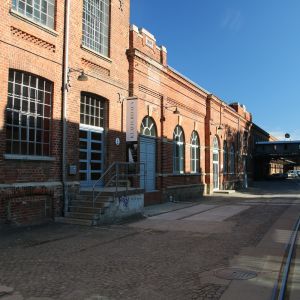 Halle 6 (Klavierhaus im EG) und Halle 5 (Galerie EIGEN+ART)