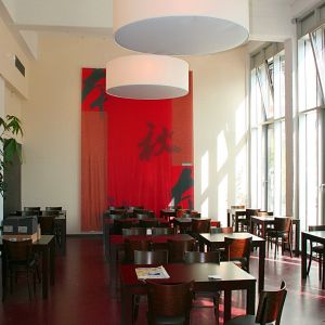 01_Akimoto - Gastraum flexibel möblierbar